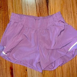 Lululemon hotty hot (high rise tall) shorts